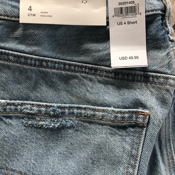 AE 90s high rise boyfriend jean size 4 short - Picture 3 of 4
